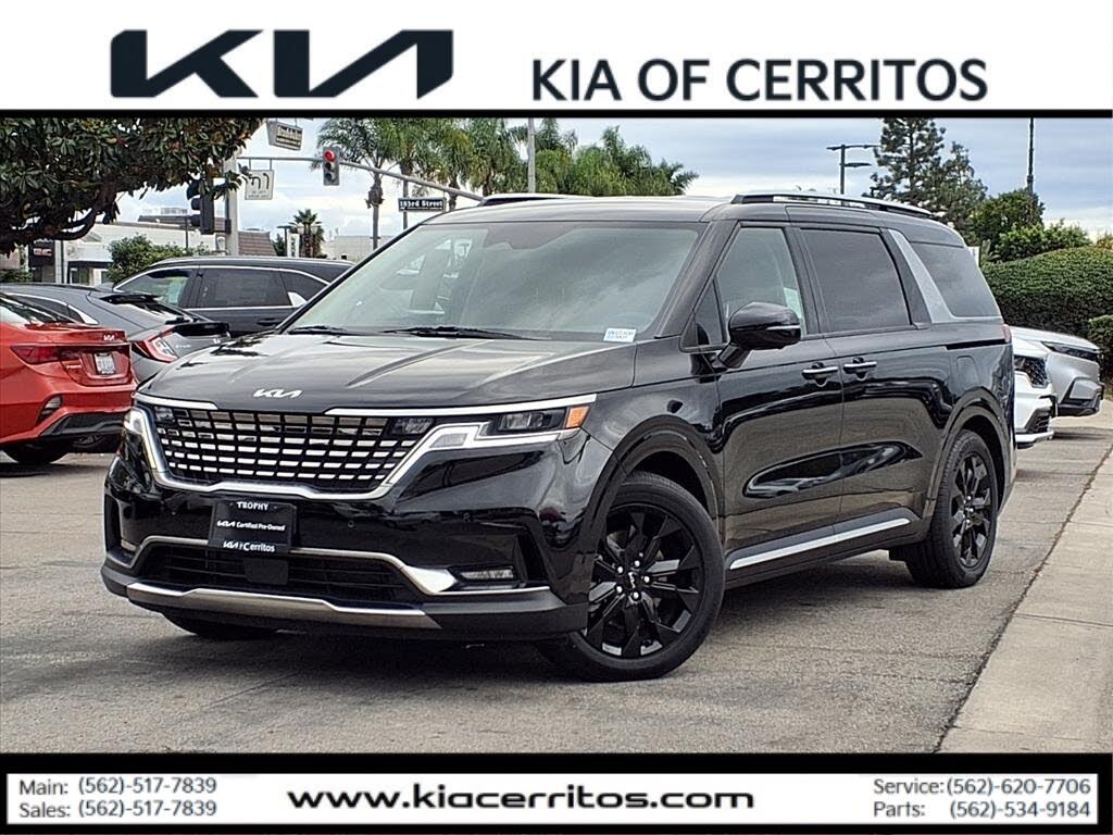 2024 Kia Carnival SX FWD