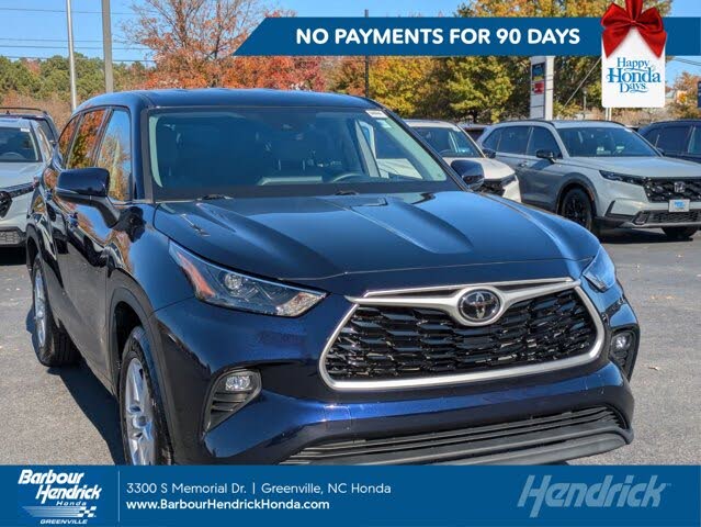 2022 Toyota Highlander LE FWD