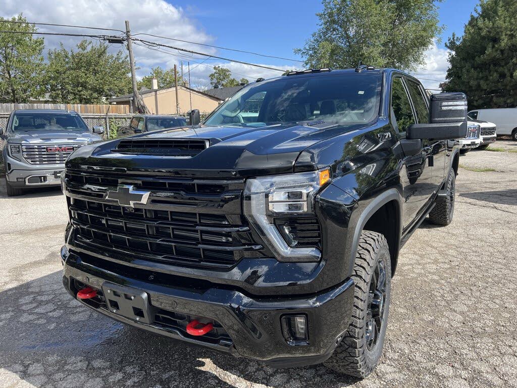 2025 Chevrolet Silverado 3500HD LTZ Crew Cab 4WD
