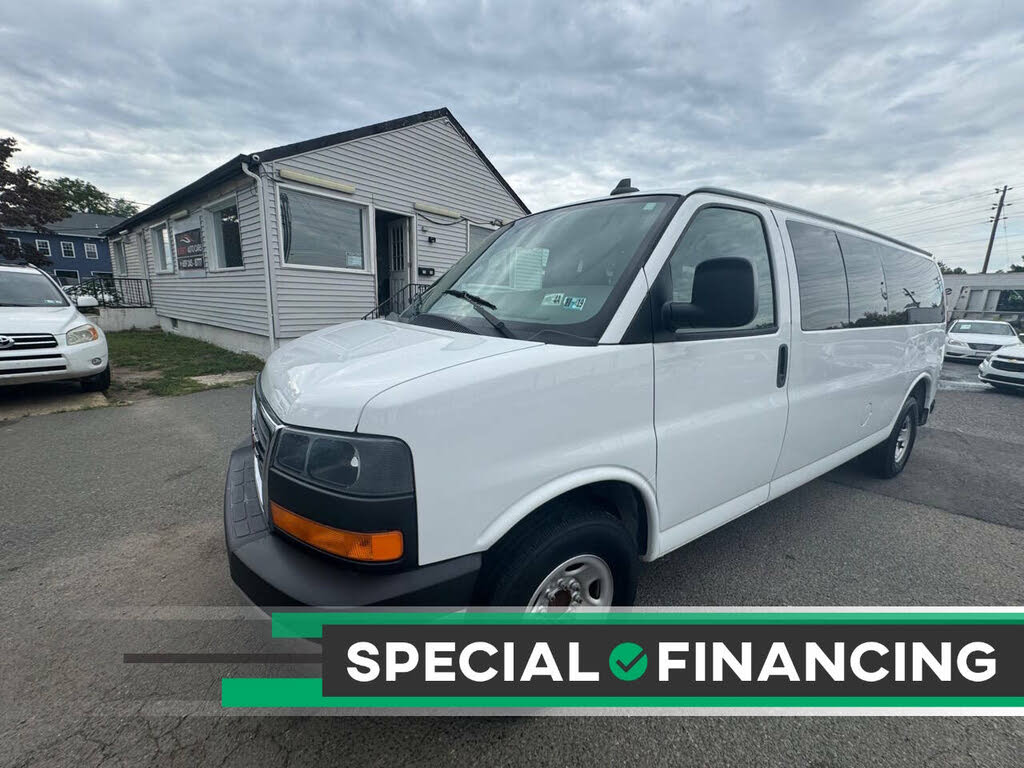 2017 GMC Savana LT 3500