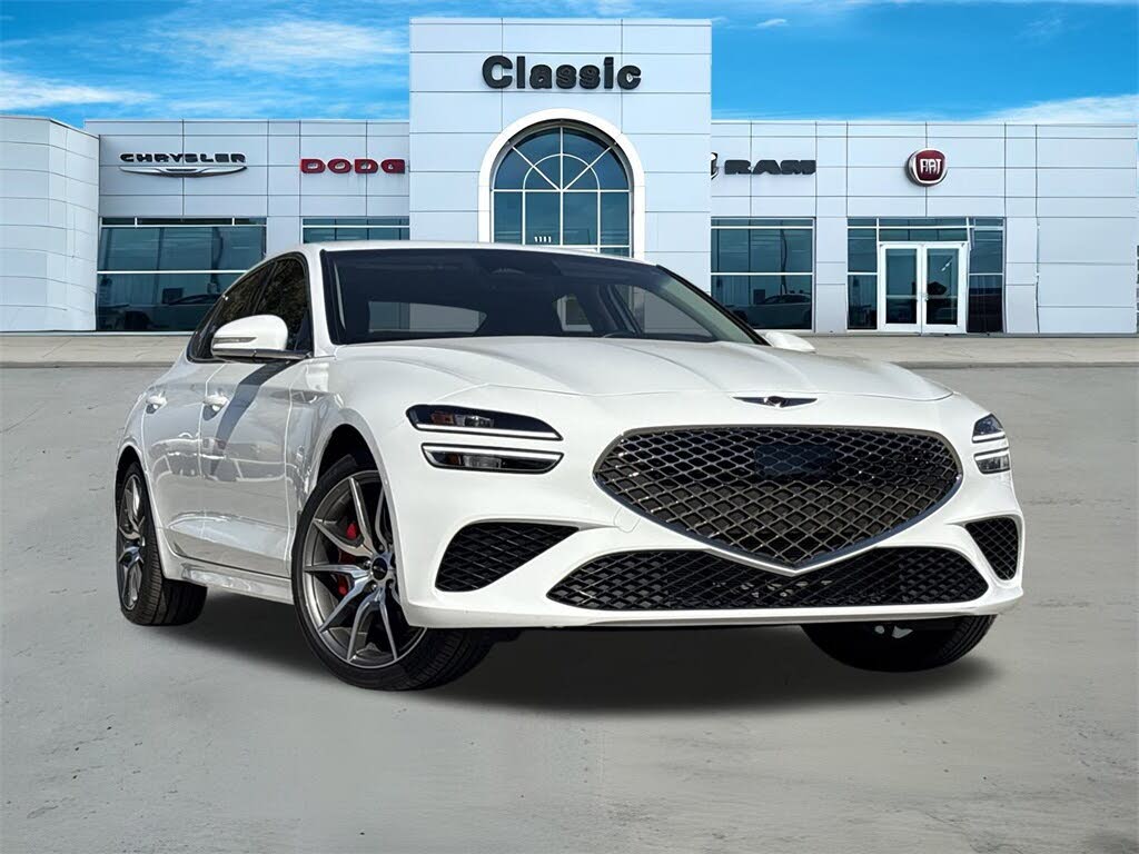 2025 Genesis G70 2.5T Standard RWD