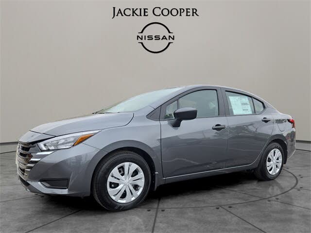 2025 Nissan Versa S FWD