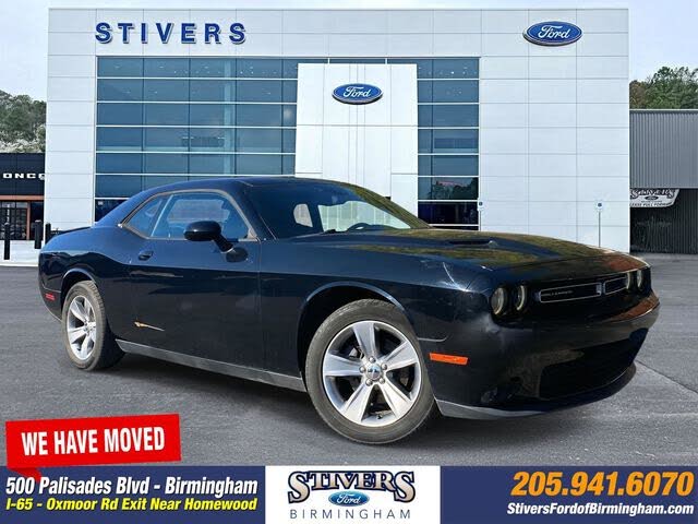 2018 Dodge Challenger SXT RWD