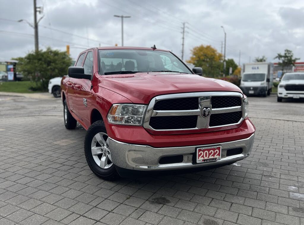 RAM 1500 Classic SLT Crew Cab 4WD 2022