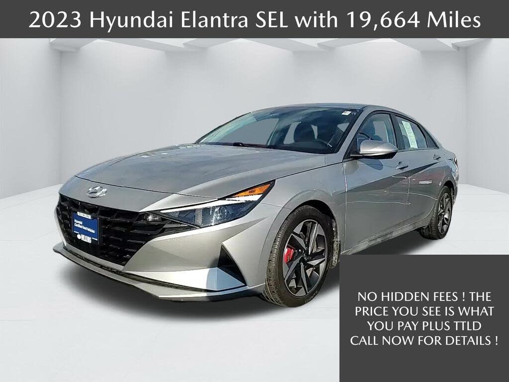 2023 Hyundai Elantra SEL FWD