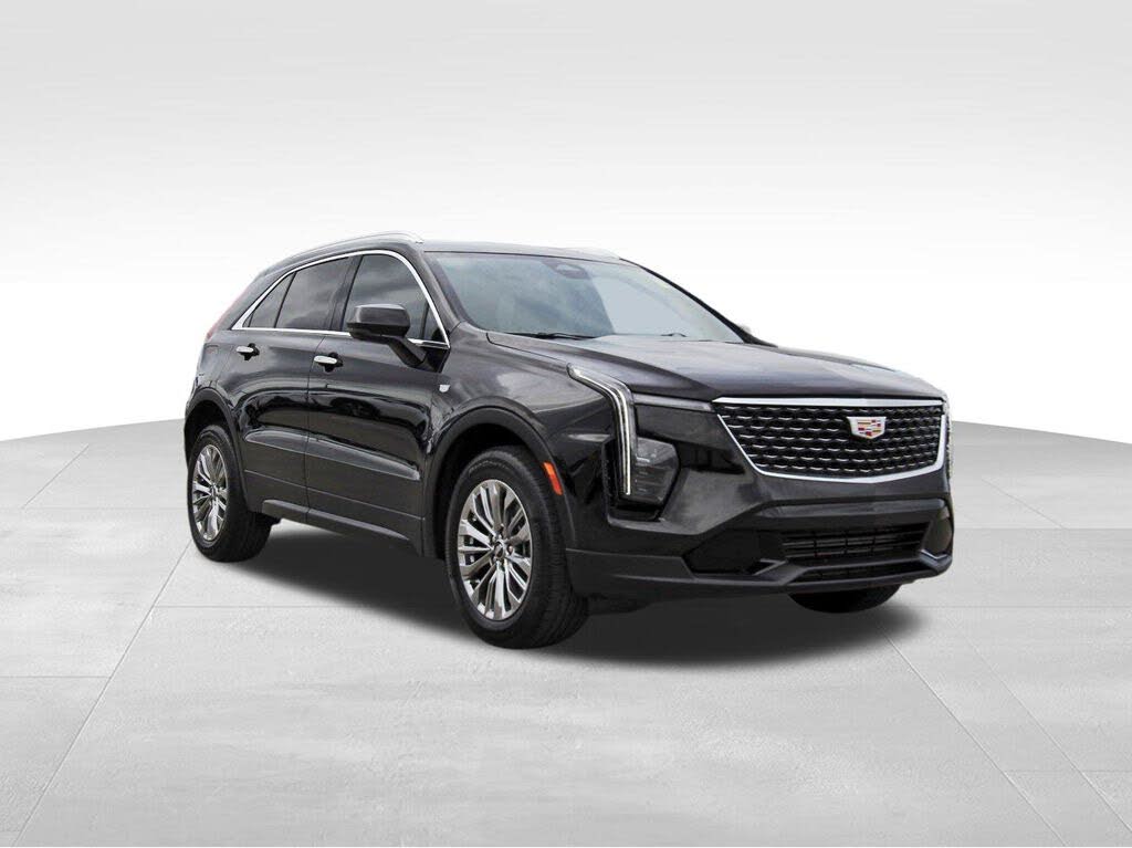 2025 Cadillac XT4 Premium Luxury FWD