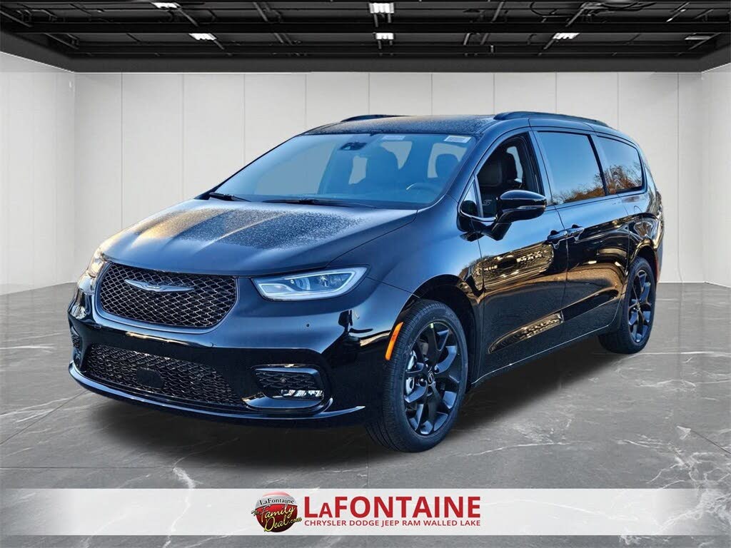 2026 Chrysler Pacifica Select FWD