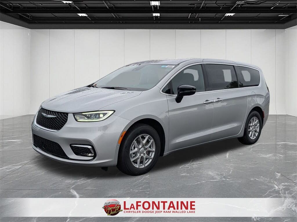 2026 Chrysler Pacifica Select FWD