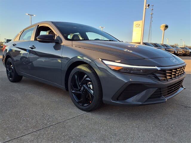 2026 Hyundai Elantra SEL Sport FWD