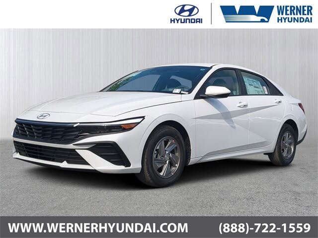 2026 Hyundai Elantra SE FWD