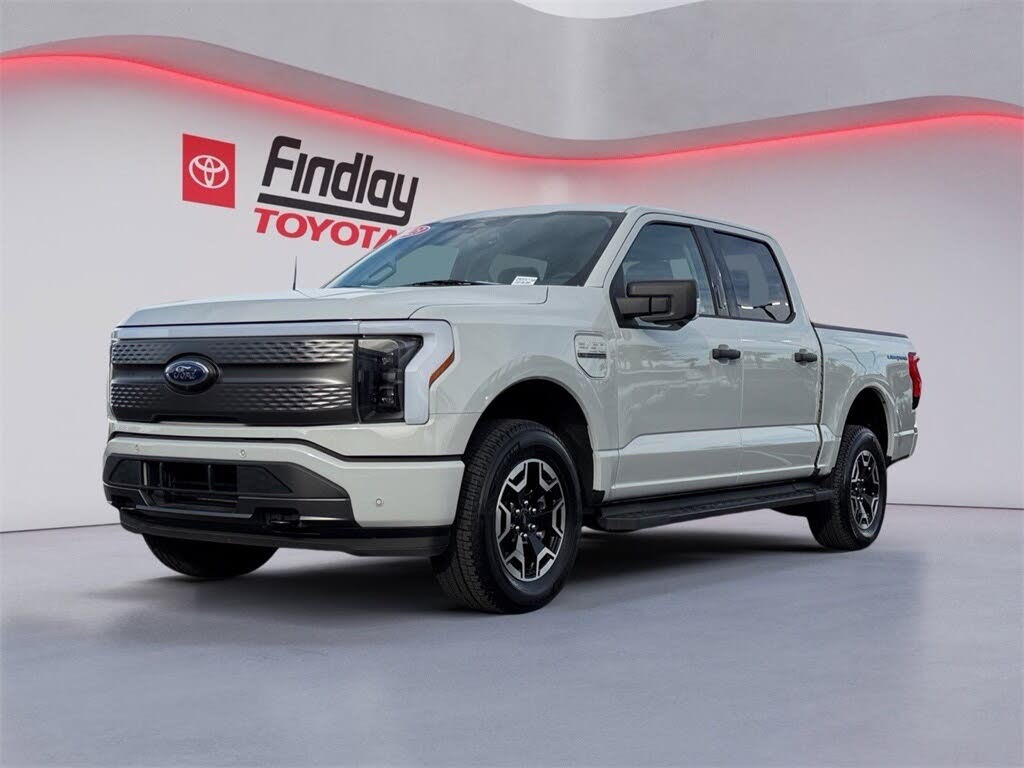 2023 Ford F-150 Lightning XLT SuperCrew AWD