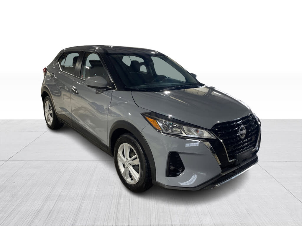 2023 Nissan Kicks S FWD