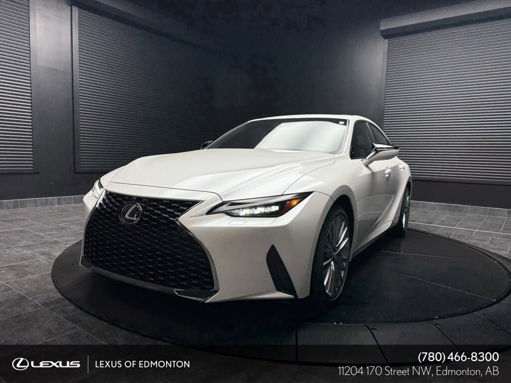 2025 Lexus IS 300 Luxury AWD