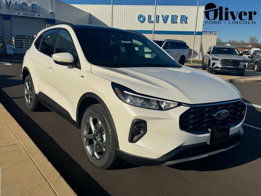 2026 Ford Escape ST-Line Select AWD