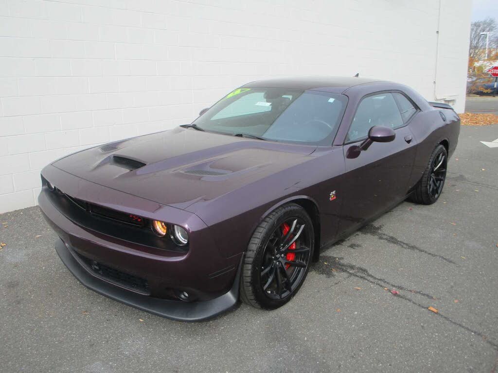 2022 Dodge Challenger R/T Scat Pack RWD