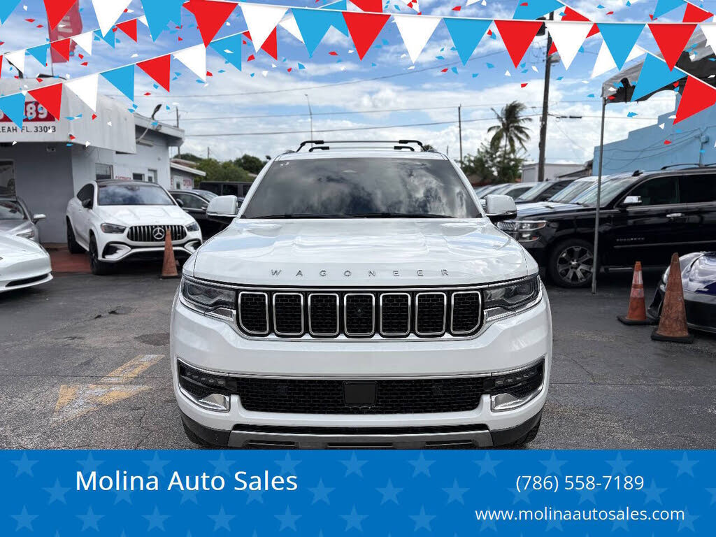 2022 Jeep Wagoneer Series III RWD