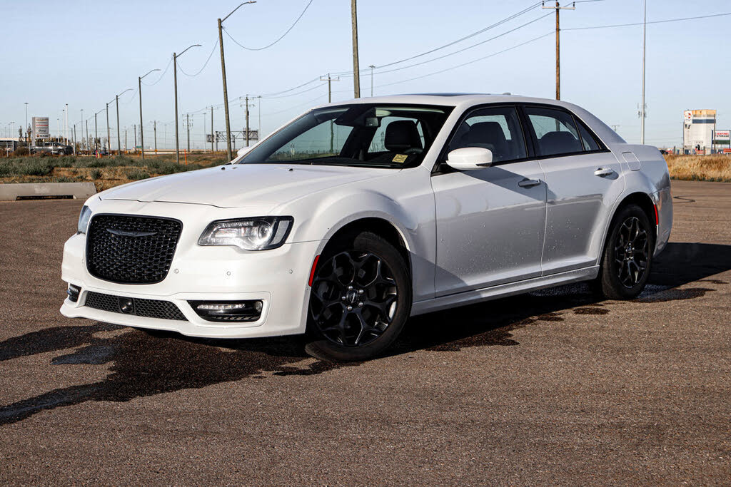 2023 Chrysler 300 Touring L AWD