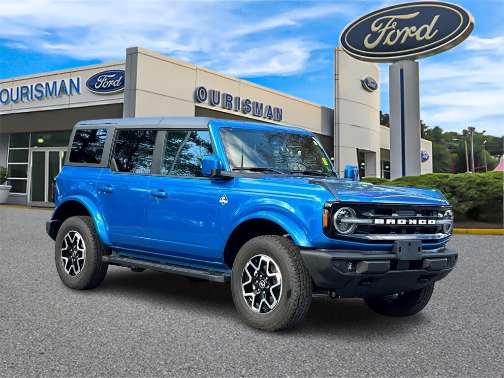 2024 Ford Bronco Outer Banks 4-Door 4WD