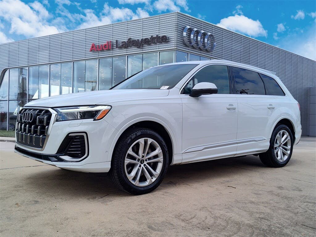 2025 Audi Q7 quattro Premium 45 TFSI