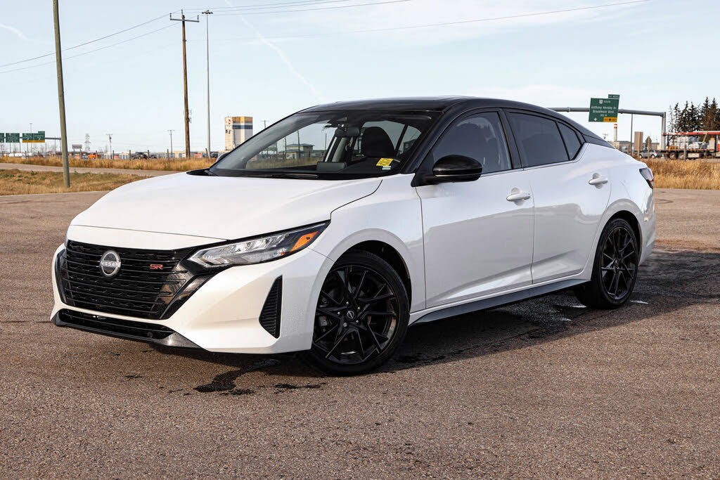 2025 Nissan Sentra SR FWD