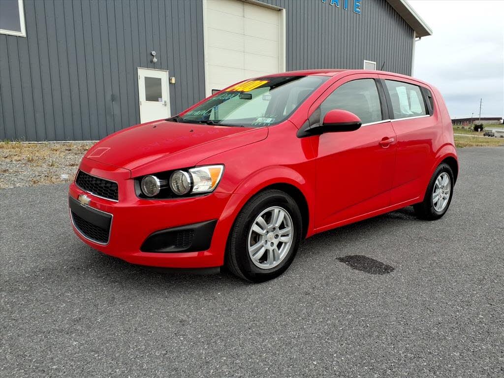 2015 Chevrolet Sonic LT Hatchback FWD