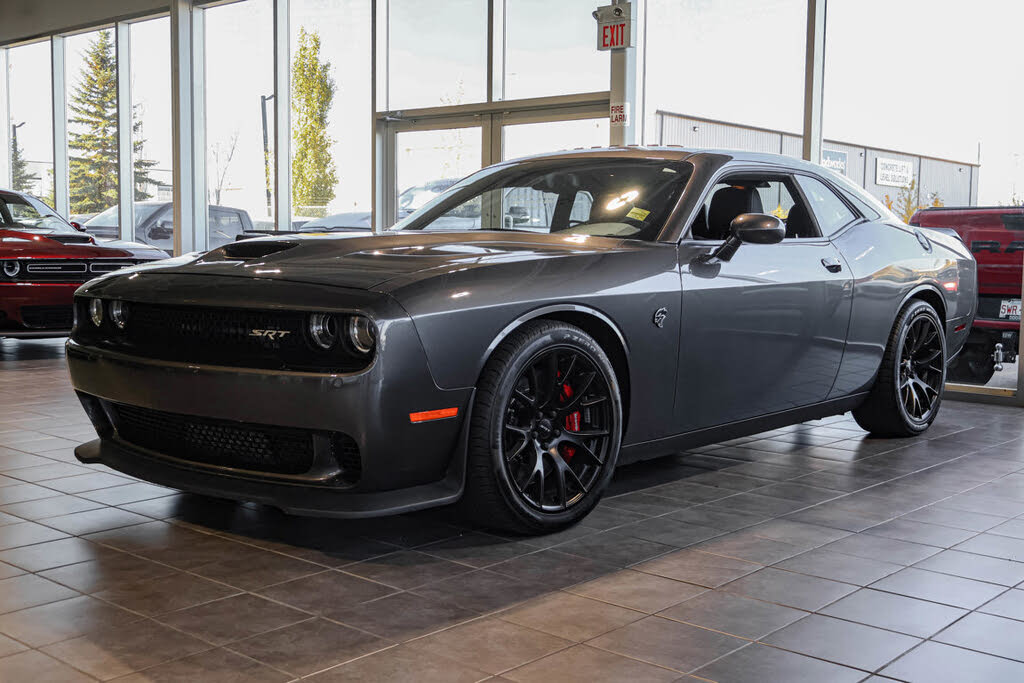 Dodge Challenger SRT Hellcat RWD 2016