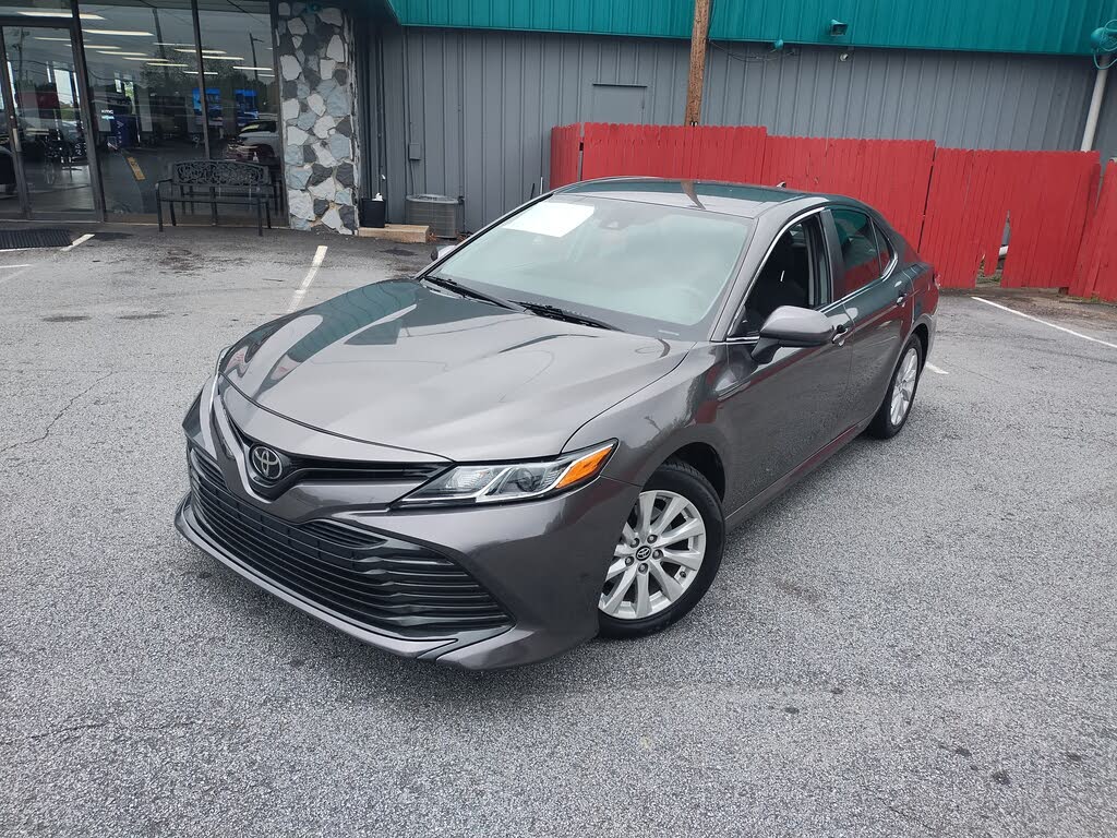 2019 Toyota Camry LE FWD