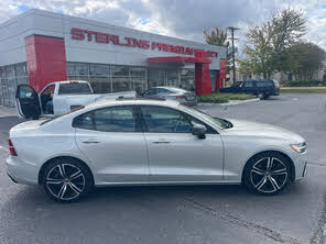 Volvo S60 T5 R-Design FWD