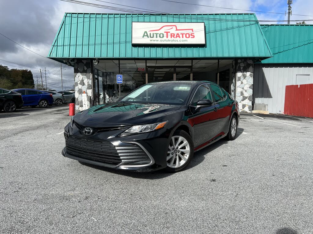 2022 Toyota Camry LE FWD