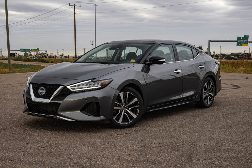 Nissan Maxima SL FWD 2023