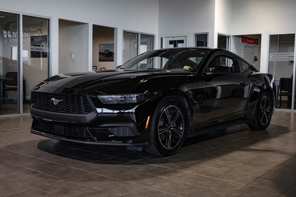 Ford Mustang EcoBoost Fastback RWD 2025