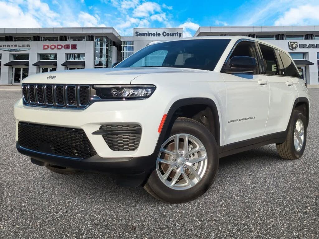 2025 Jeep Grand Cherokee Laredo X RWD
