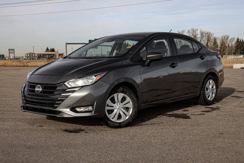 2025 Nissan Versa S FWD