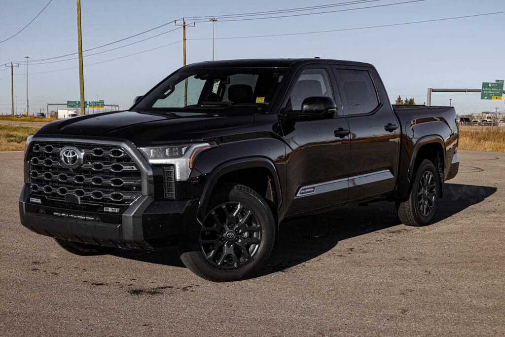 2025 Toyota Tundra Platinum CrewMax Cab 4WD