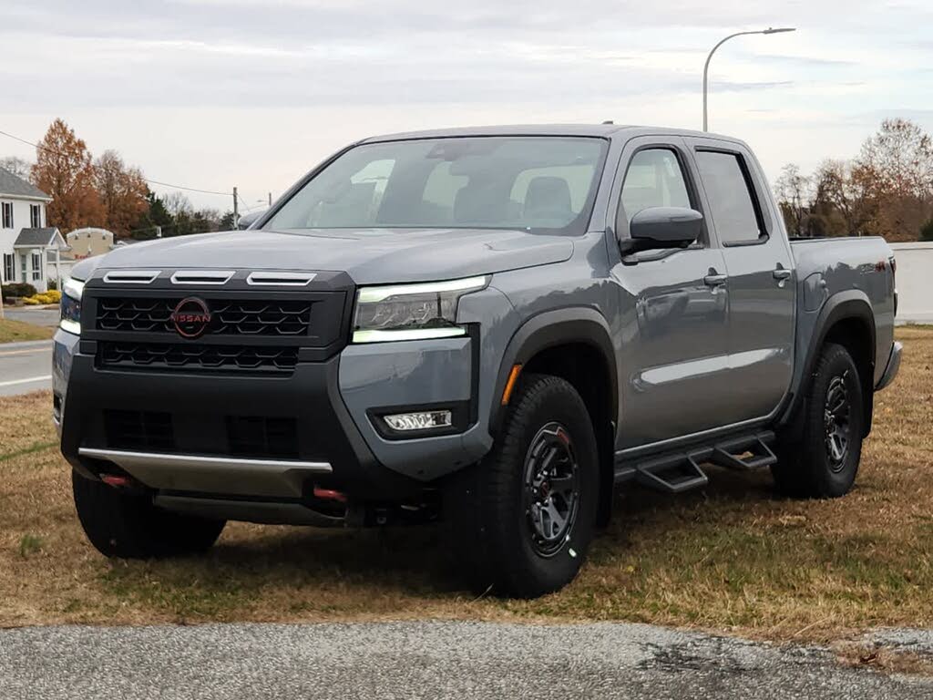 2026 Nissan Frontier PRO-4X Crew Cab 4WD