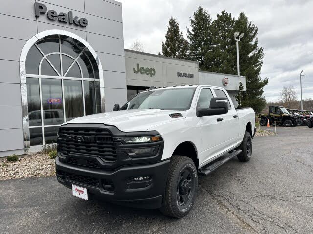 2026 RAM 2500 Tradesman Crew Cab 4WD
