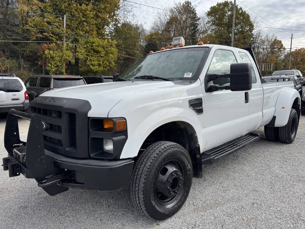 2008 Ford F-350 Super Duty XL Super Cab LB DRW 4WD