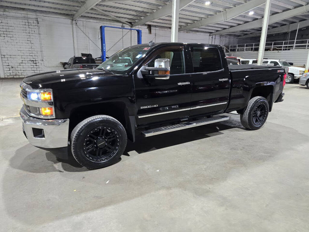 2015 Chevrolet Silverado 2500HD LTZ Crew Cab 4WD