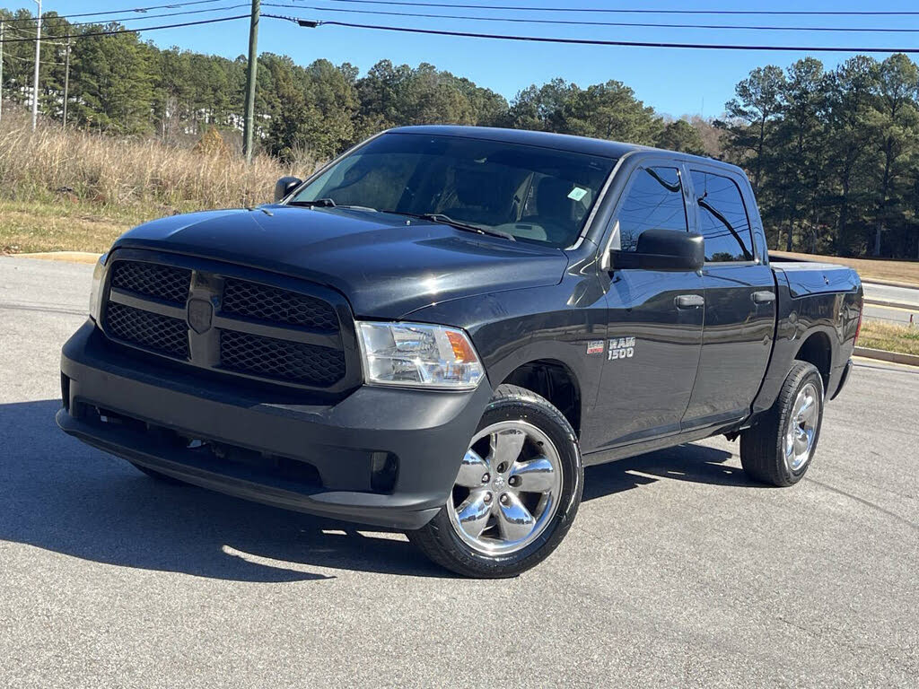 2015 RAM 1500 Express Crew Cab 4WD