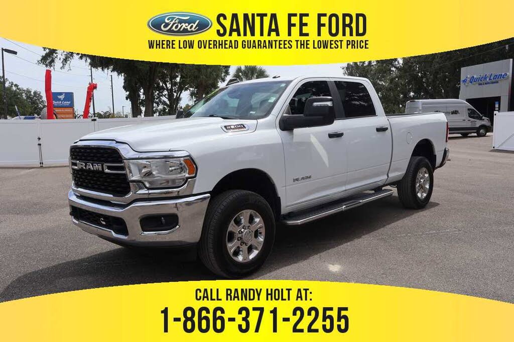 2023 RAM 2500 Big Horn Crew Cab 4WD