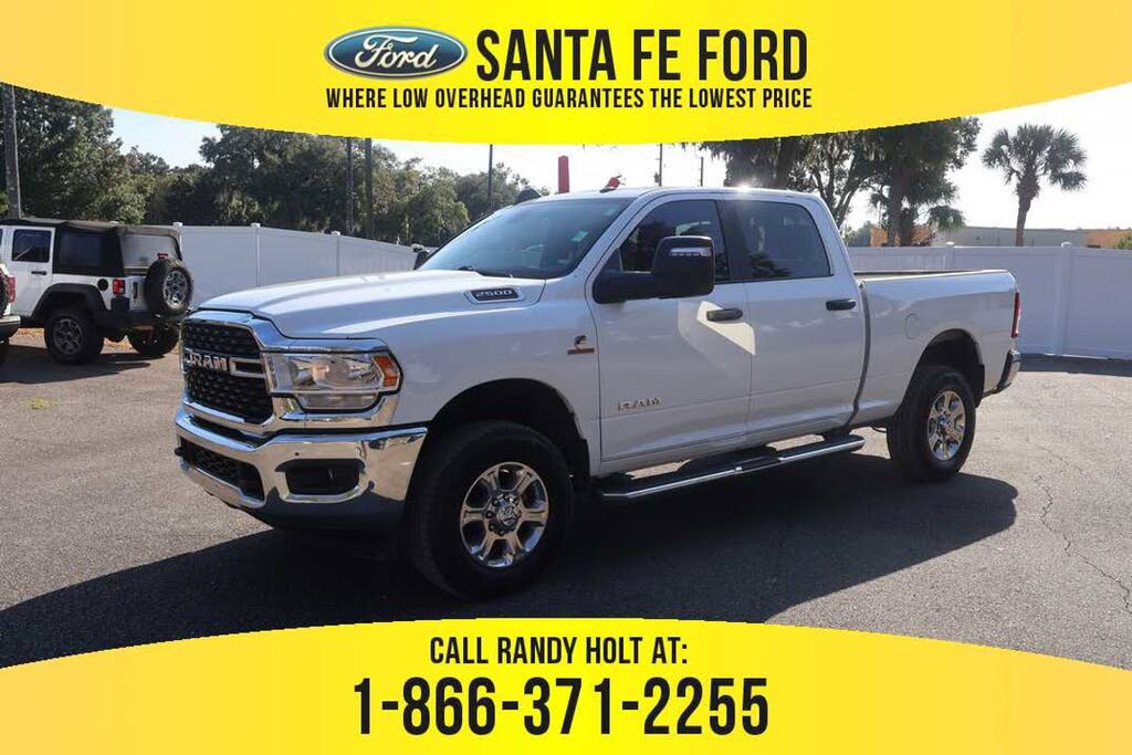 2024 RAM 2500 Big Horn Crew Cab 4WD