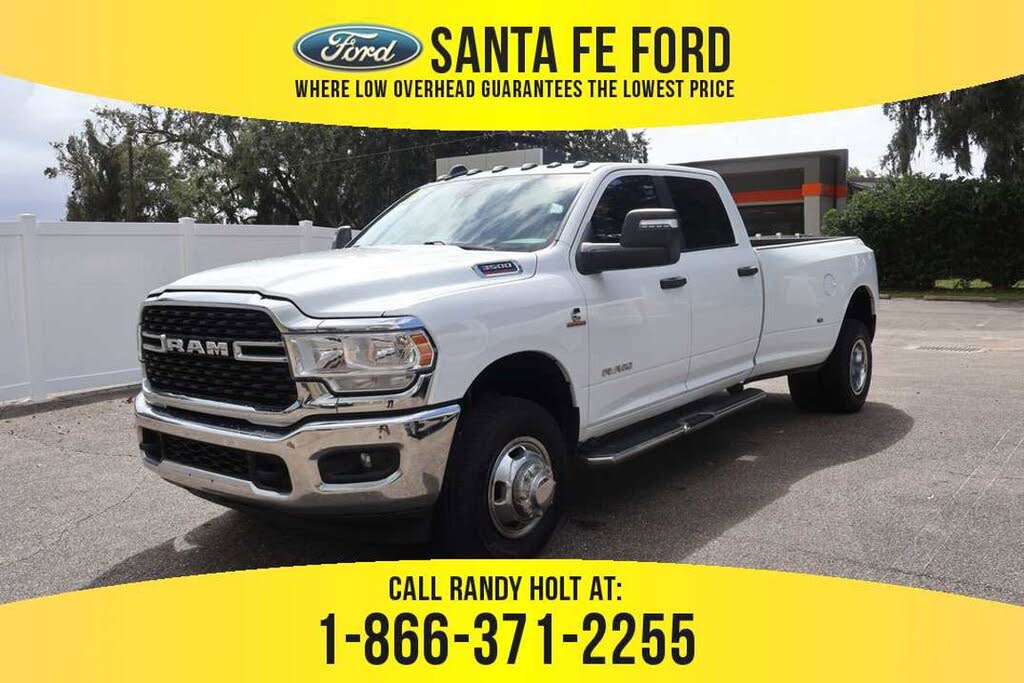2024 RAM 3500 Big Horn Crew Cab LB DRW 4WD