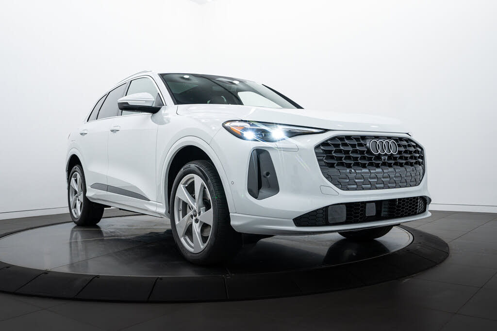 2025 Audi Q5 quattro Premium Plus 40 TFSI