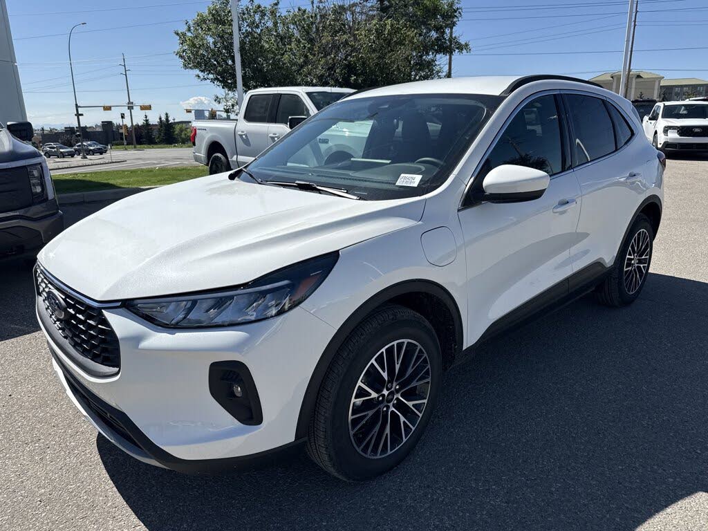 2025 Ford Escape Hybrid Plug-in FWD