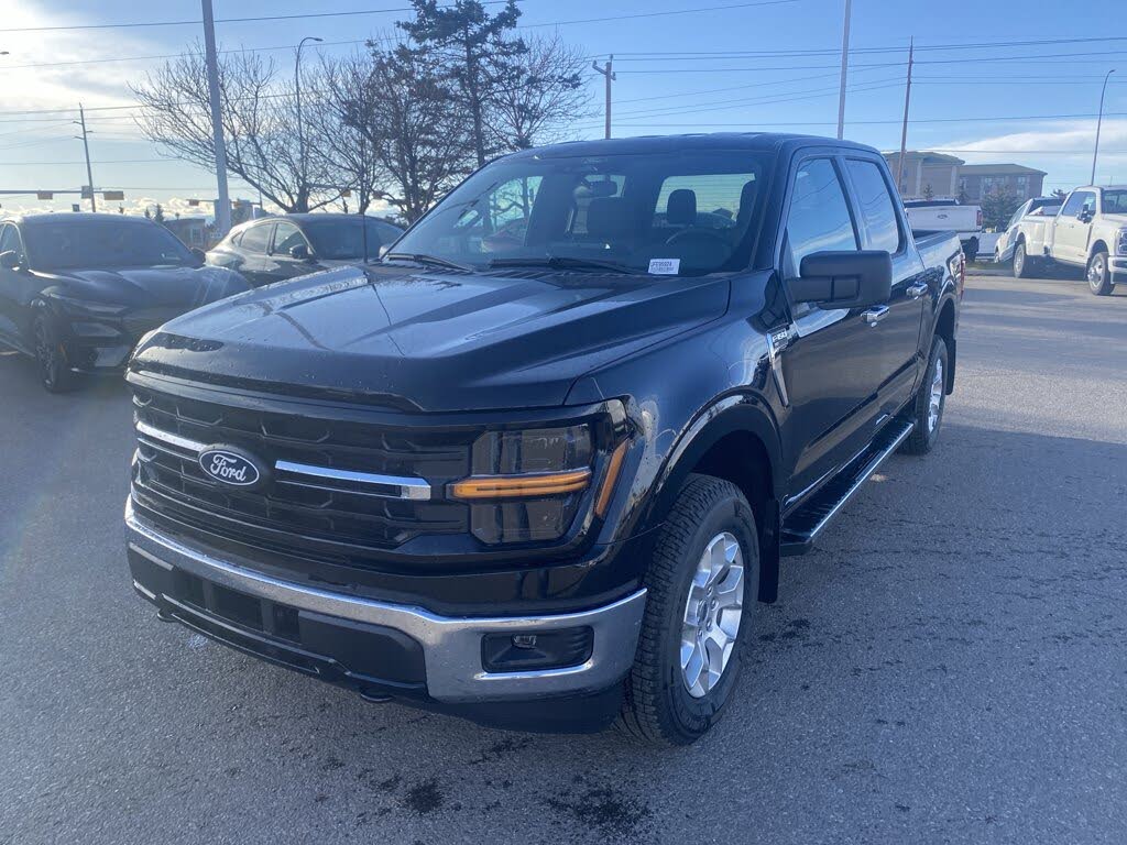 Ford F-150 XLT SuperCrew 4WD 2025