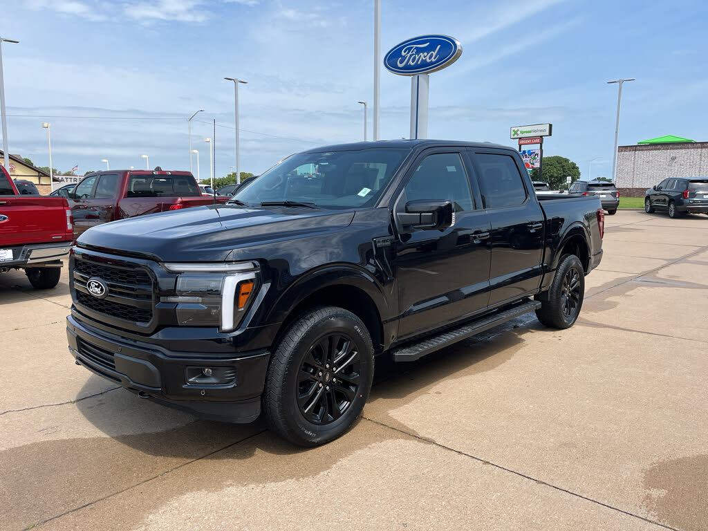 2025 Ford F-150 Lariat SuperCrew 4WD