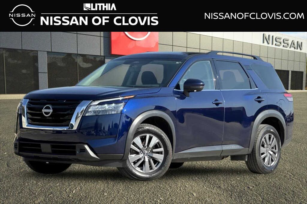 2025 Nissan Pathfinder SV 4WD