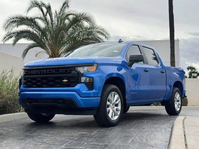 2026 Chevrolet Silverado 1500 Custom Crew Cab 4WD