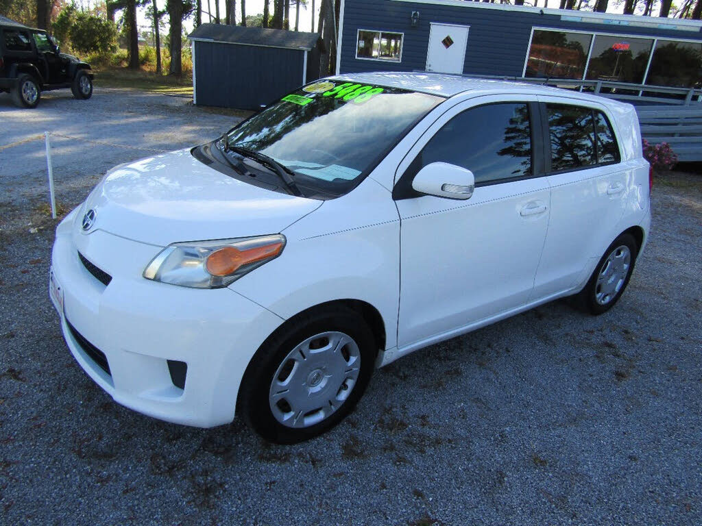 2013 Scion xD Base