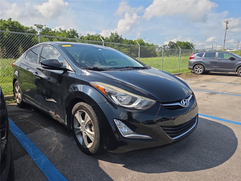 2016 Hyundai Elantra L FWD